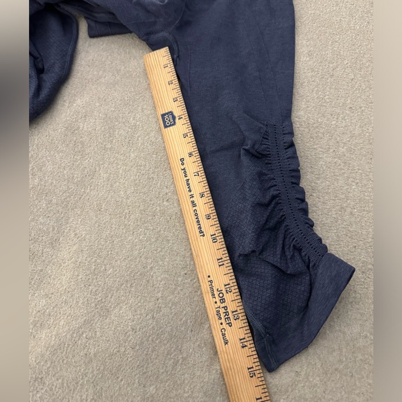 Lululemon In the Flow Crop IIII Sz 4 Ribbed Stretch Leggings Knee Length Ruched - Picture 4 of 7